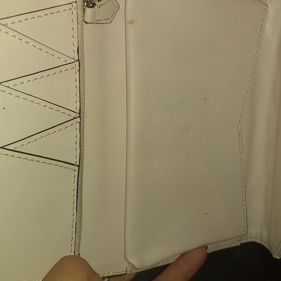 PINK Tech Clutch - Picture 4 of 5